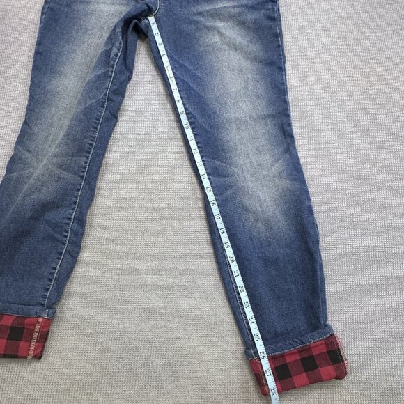 M Jeans By Maurices Womens Size M Reg Blue Denim Jeans Red Plaid Cuff Med Wash - Picture 11 of 15
